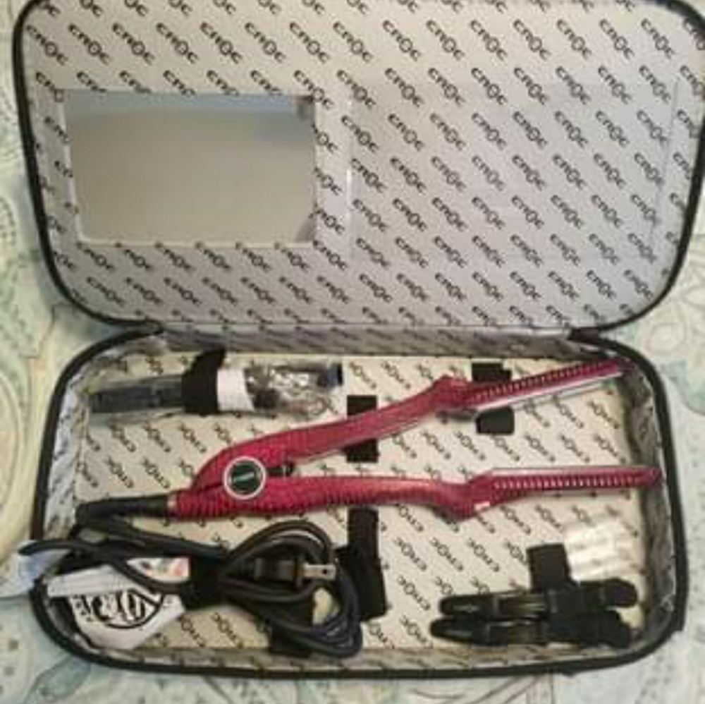 Croc Flat Iron